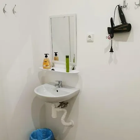 City Center Rent With Free Parking N46 *